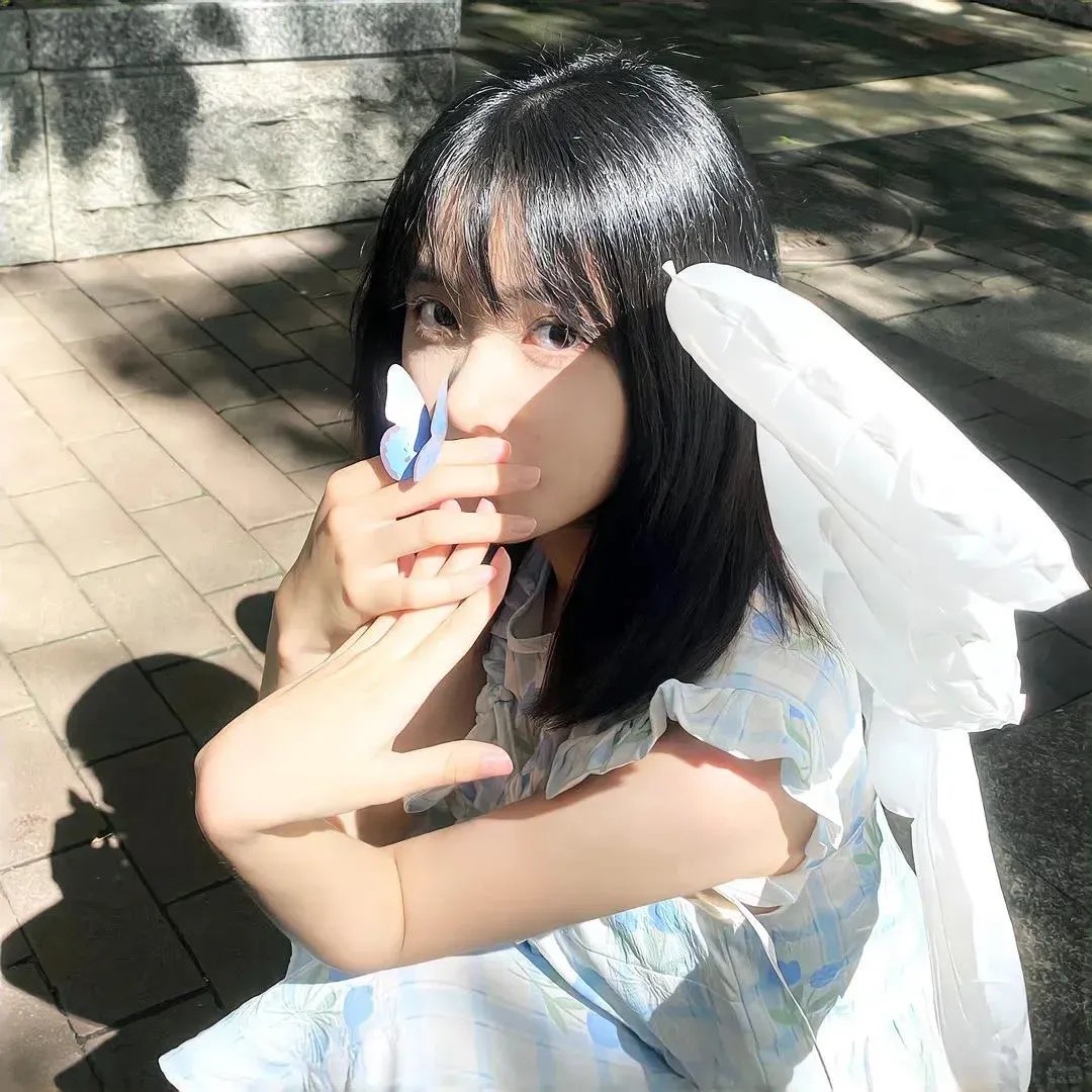 美女荒野逃亡